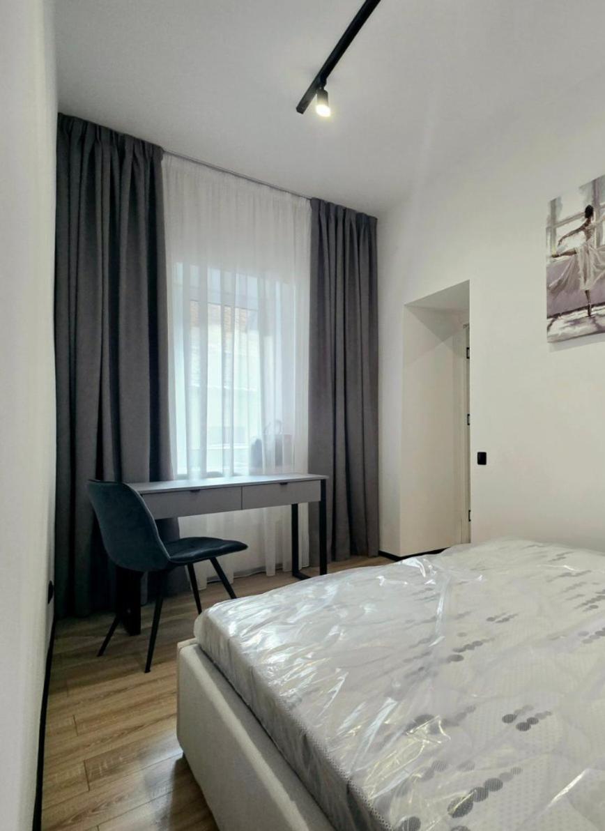 Apartment In The City Center Near The Park Lemberg Exterior foto